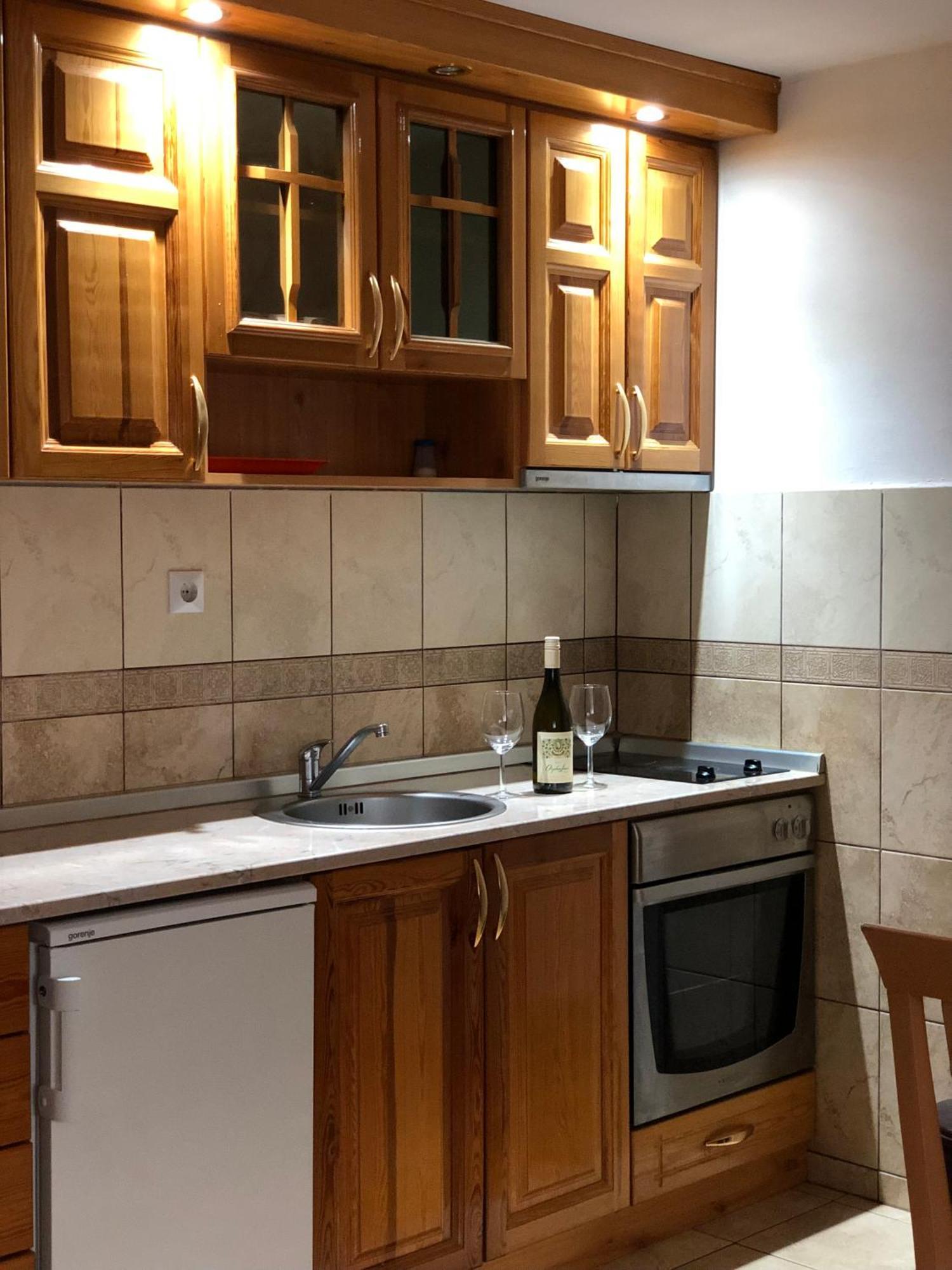 Apartmani Kris ซลาตีบอร์ ภายนอก รูปภาพ