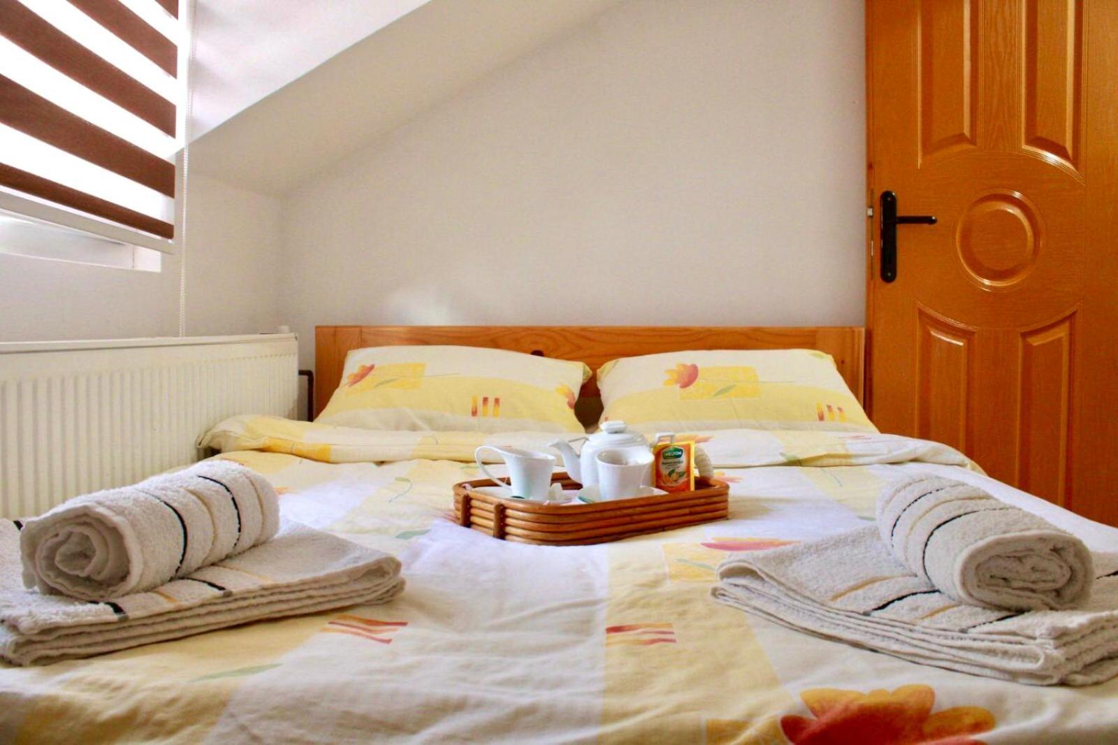 Apartmani Kris ซลาตีบอร์ ภายนอก รูปภาพ