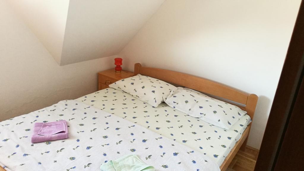 Apartmani Kris ซลาตีบอร์ ภายนอก รูปภาพ